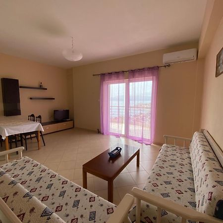 L.T. Apartment 5Th Street Sarandë エクステリア 写真