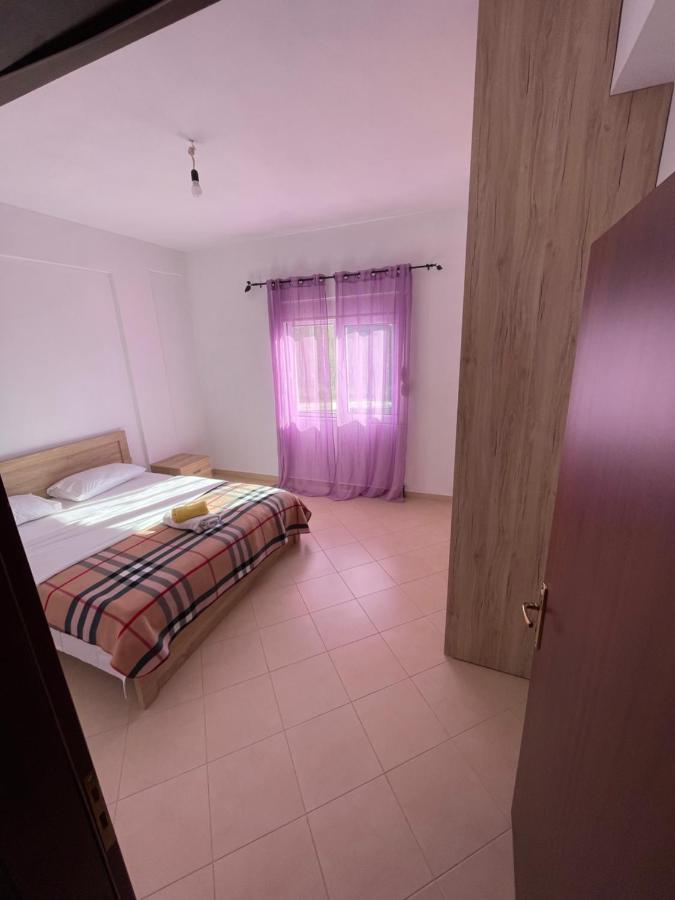 L.T. Apartment 5Th Street Sarandë エクステリア 写真
