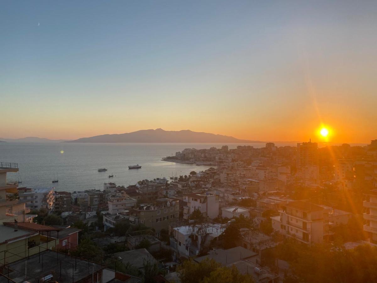 L.T. Apartment 5Th Street Sarandë エクステリア 写真