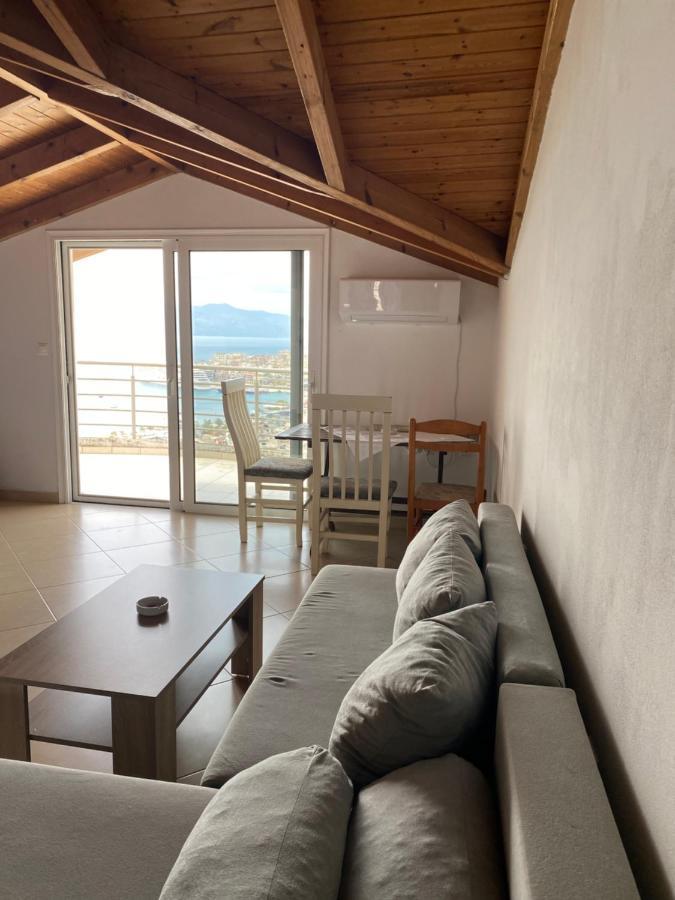 L.T. Apartment 5Th Street Sarandë エクステリア 写真