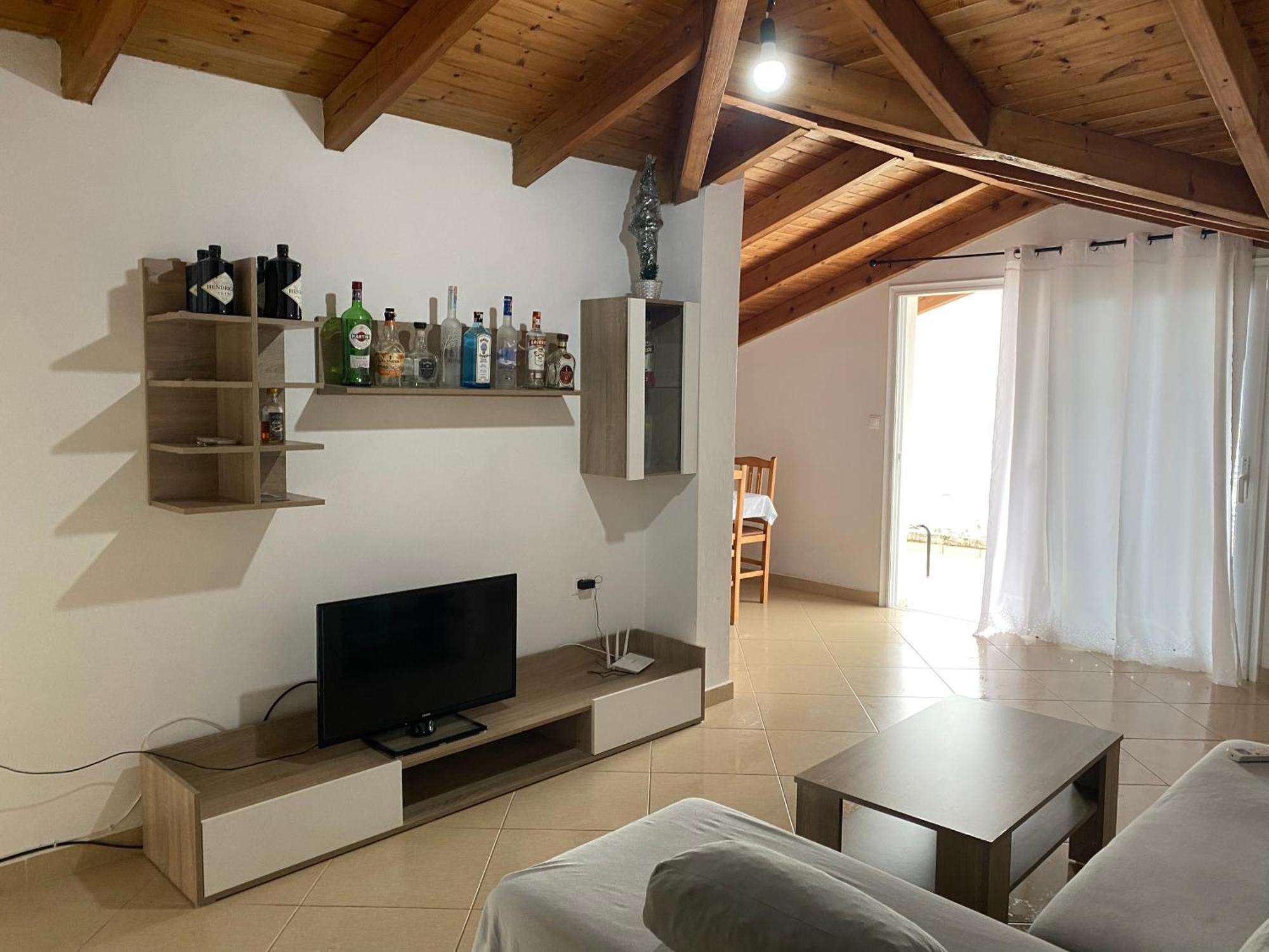 L.T. Apartment 5Th Street Sarandë エクステリア 写真