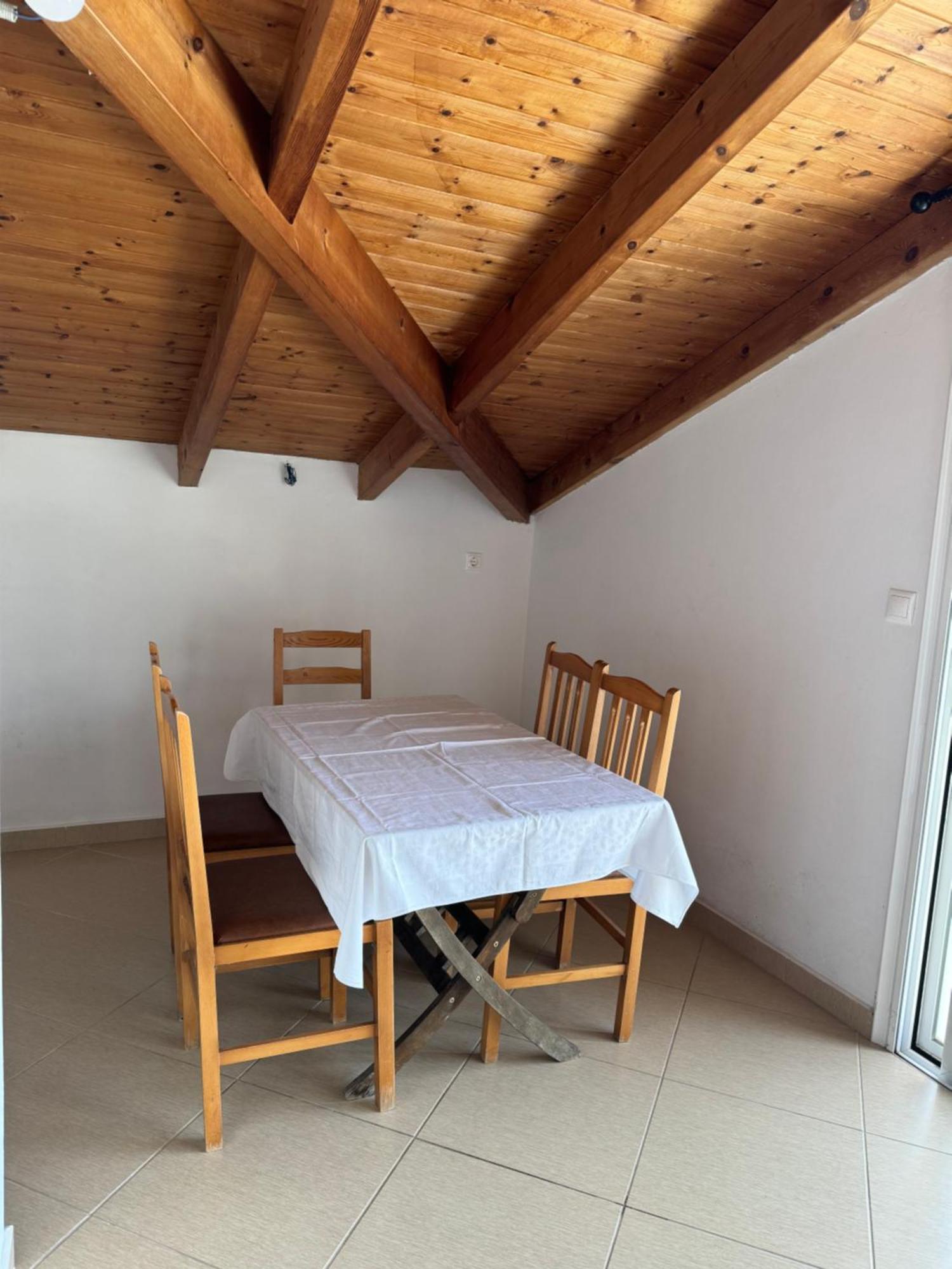 L.T. Apartment 5Th Street Sarandë エクステリア 写真