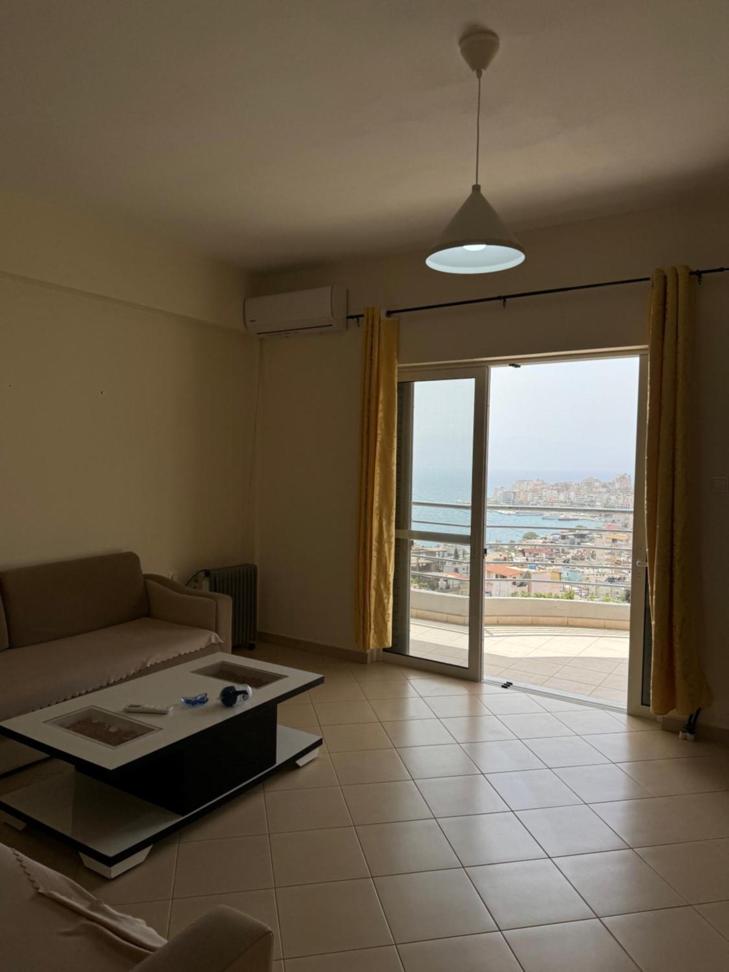 L.T. Apartment 5Th Street Sarandë エクステリア 写真