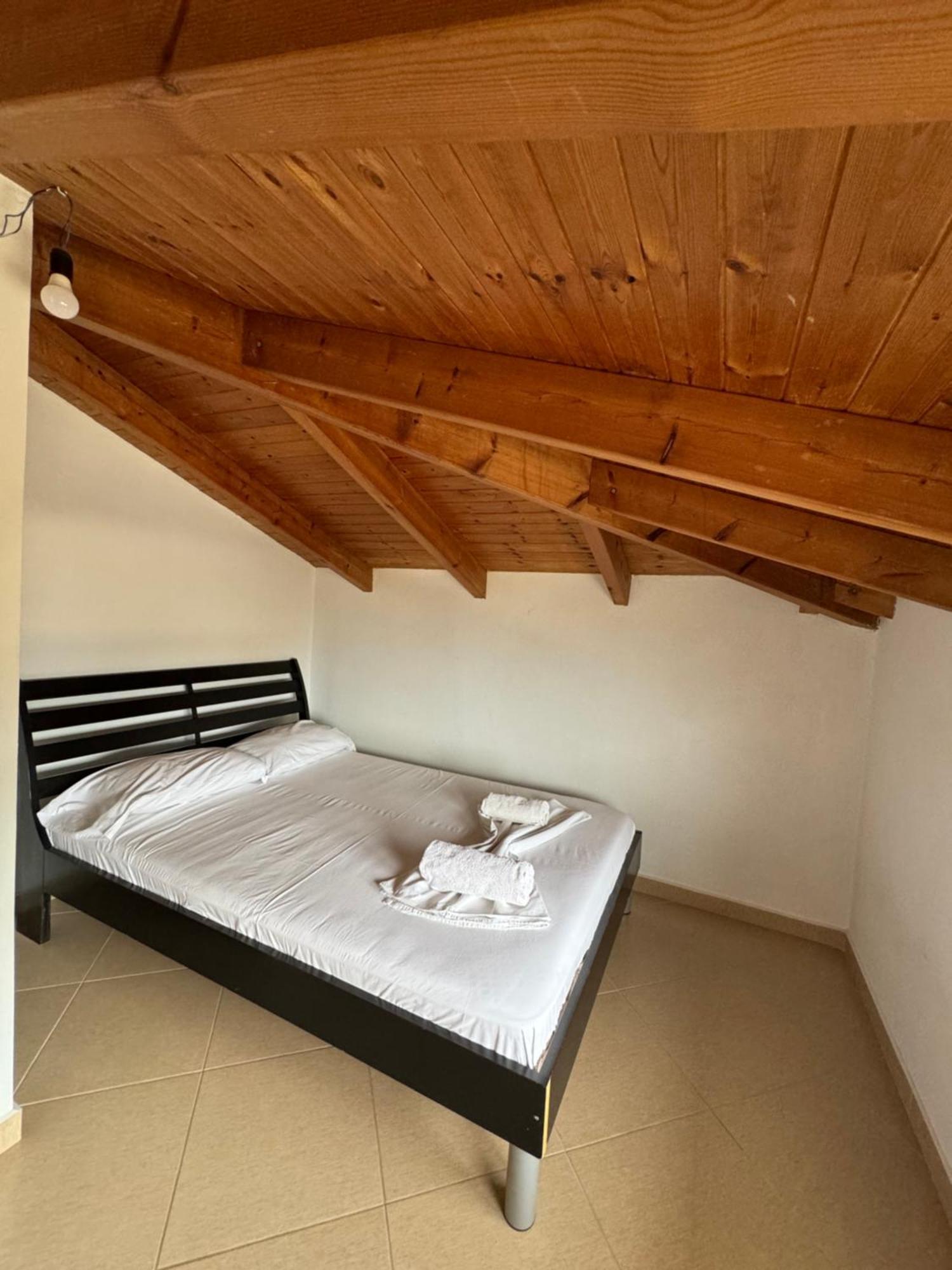 L.T. Apartment 5Th Street Sarandë エクステリア 写真