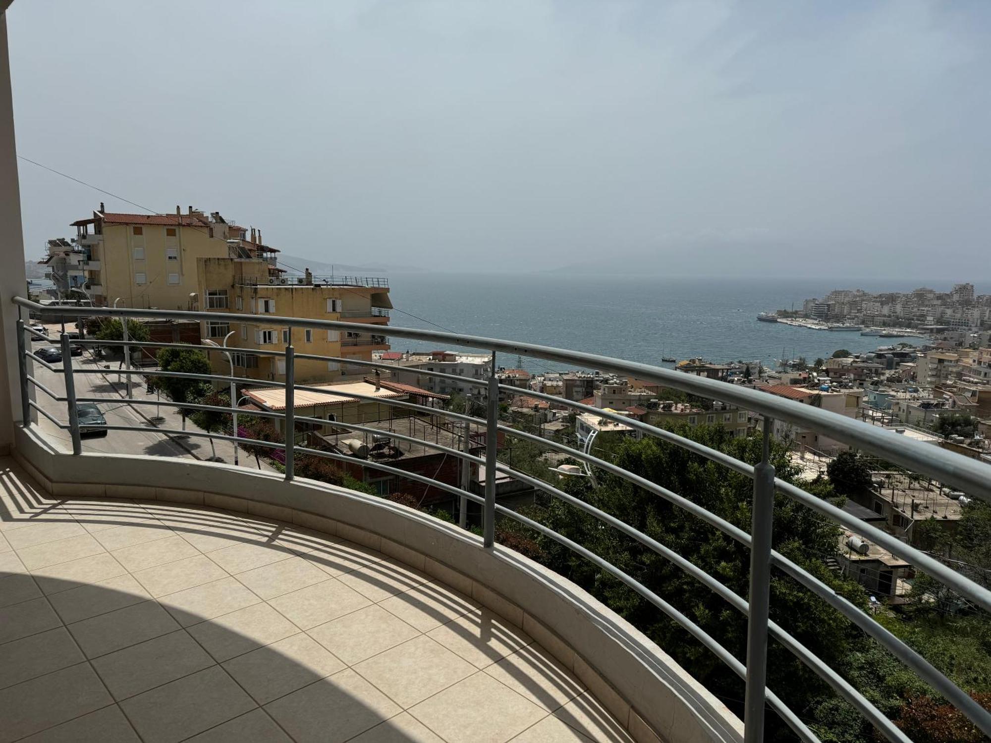 L.T. Apartment 5Th Street Sarandë エクステリア 写真